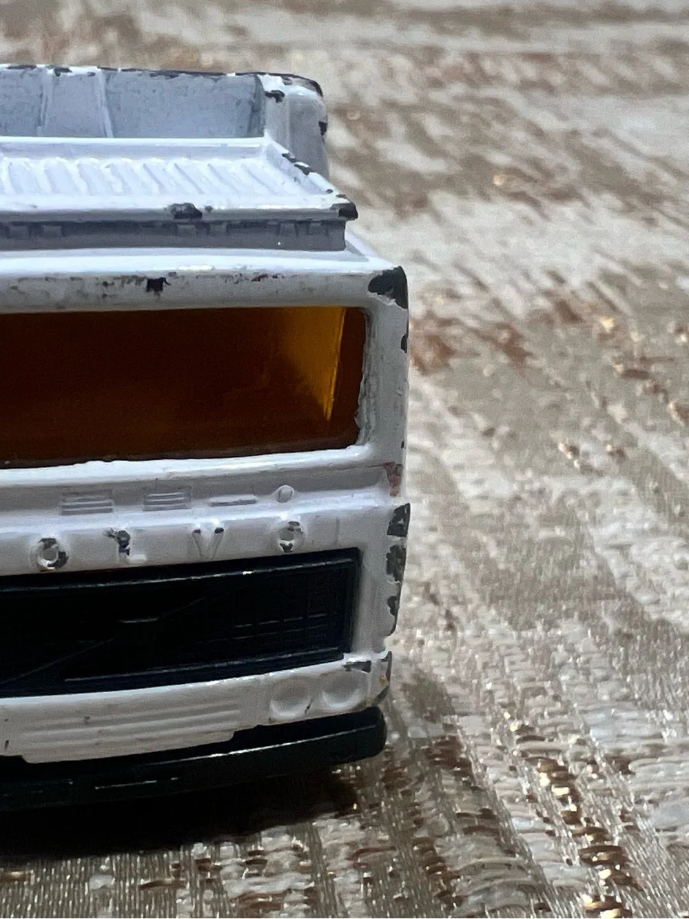 Vintage Matchbox 1981 White Volvo Flatbed Truck in used condition